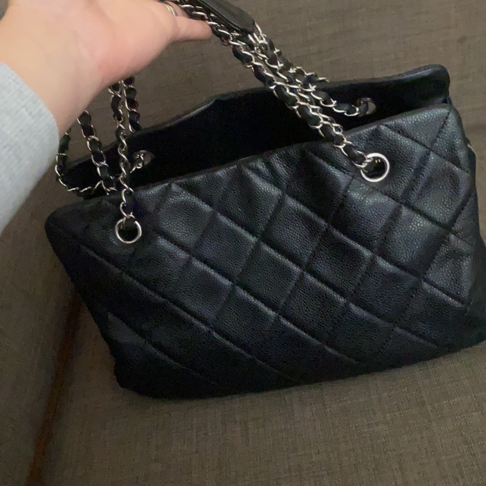 Chanel Grand Shopping Tote - Picture 17 of 17